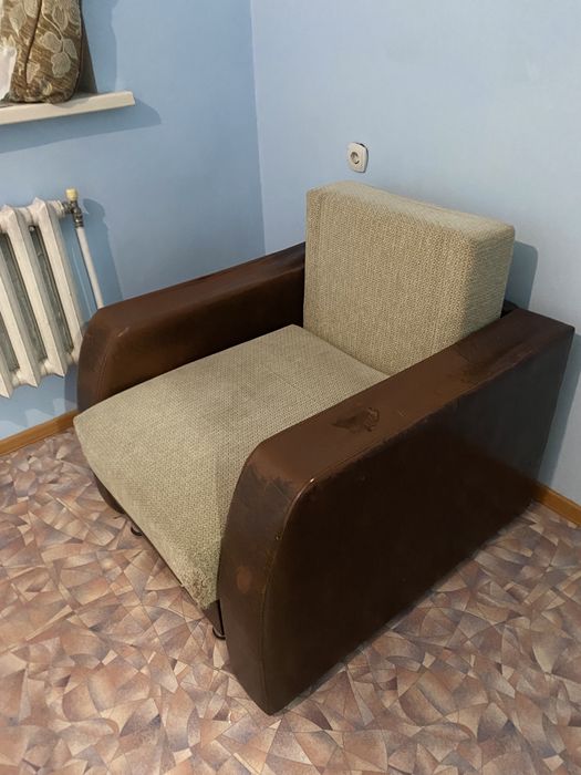 Кресло-кровать продается