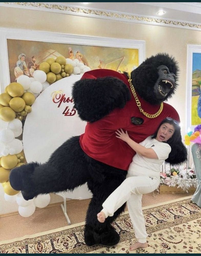 Кин Конг!Горилла! Крутой Конг на праздник!