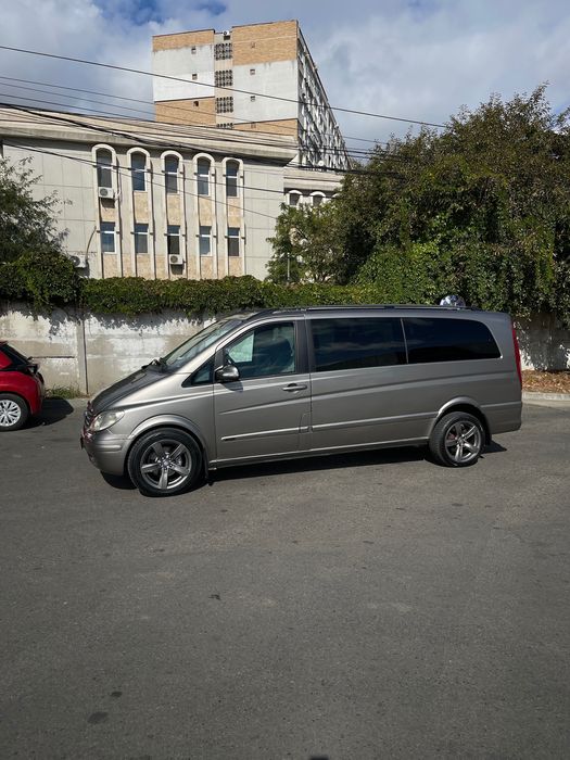 Vând Mercedes Viano 7+1