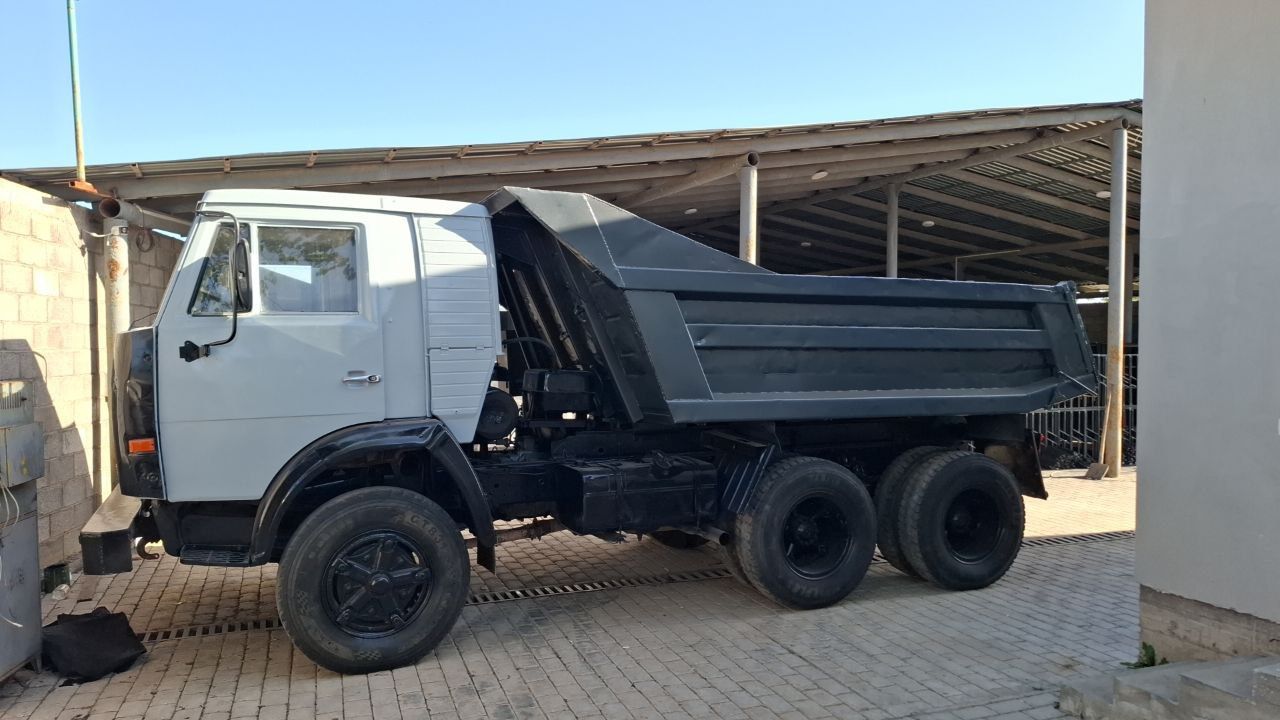 Kamaz sotiladi xolati yaxshi
