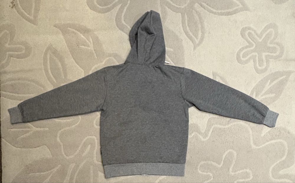 Суичъри Nike Tech Fleece, Jack and Jones, Cropp и LC Waikiki