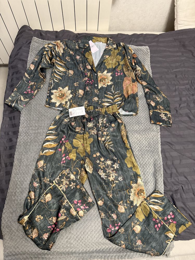 Дамски комплект LBD