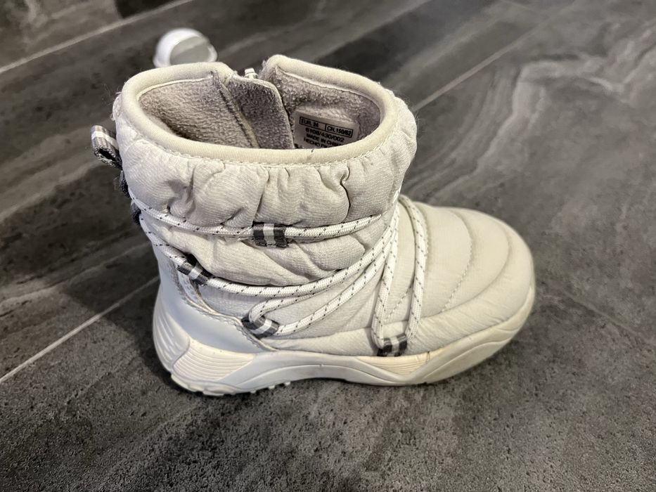 Vand ghete zara marimea 24