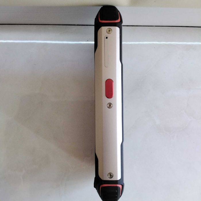 Unihertz Atom L,4.0"mic,6 GBRAM,128 GBROM,4300 mAh,NFC,nou,subacvatic