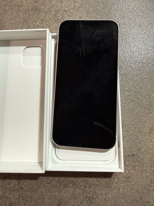 IPhone 13 телефон 128 GB