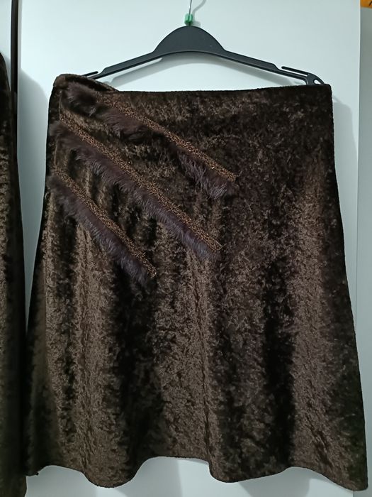 Costum catifea măsură 40