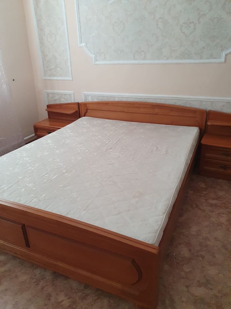 Диван и шкафчики из беларусского дерева