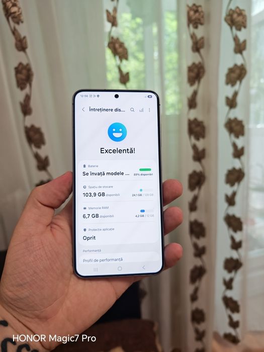 Vând sau schimb Samsung S25 SilverGrey Ca Nou totul original l