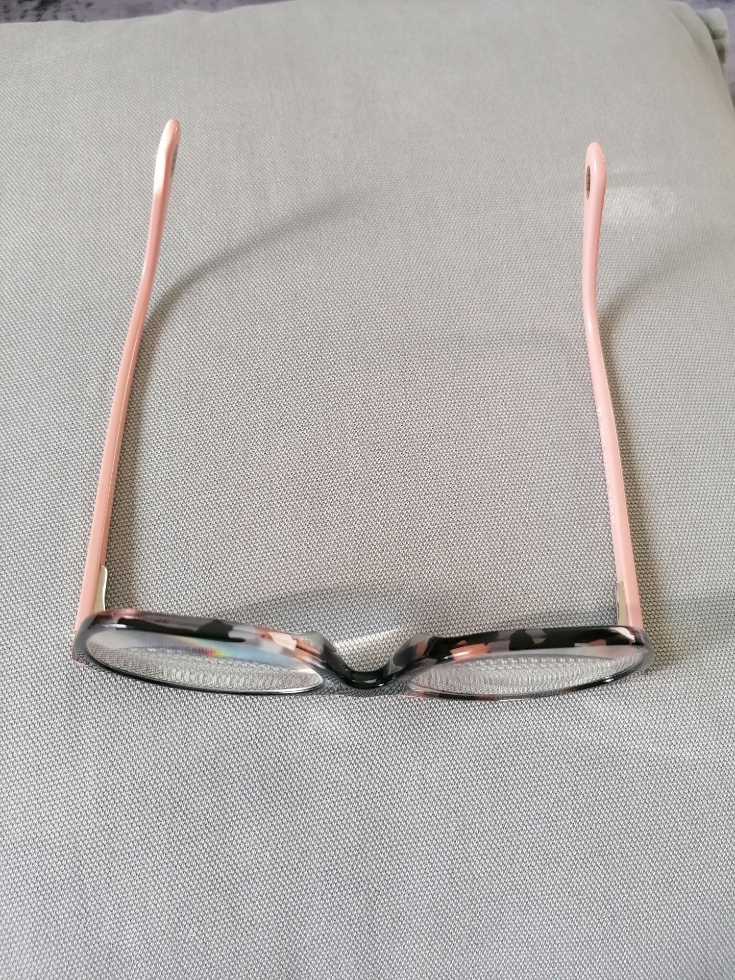 Нови диоптрични очила и лещи  Biofinity +4 диоптър