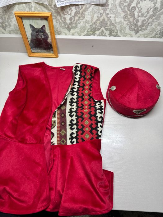 Национальная жилетка и такия