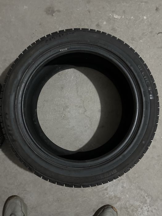 Продам зимние шины 245/45/18
