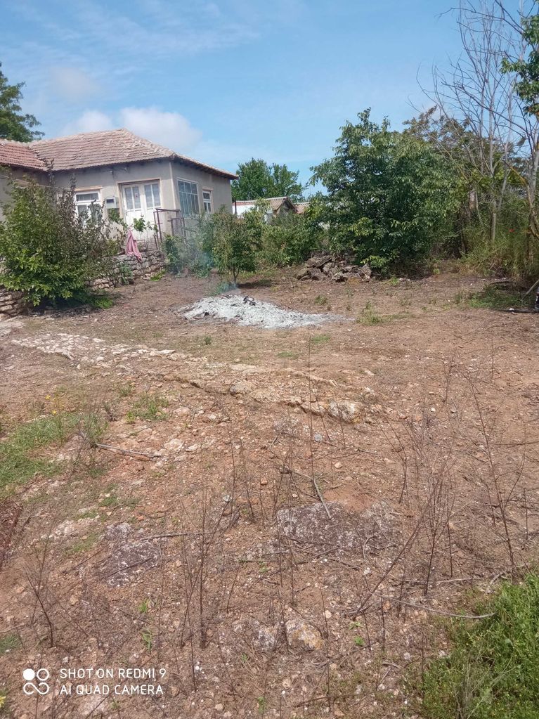 Продава се Къща в Шабла - 950 кв.м за 46 €/кв.м - Снимка #3