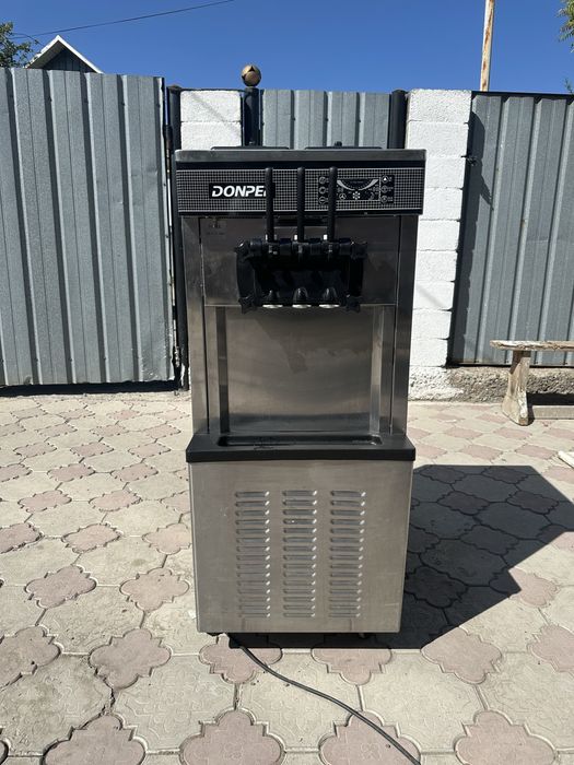 Продам мороженое аппарат почти новый в отличном состояний