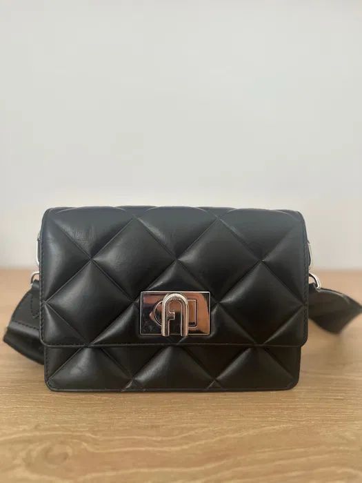 Geanta din piele Furla