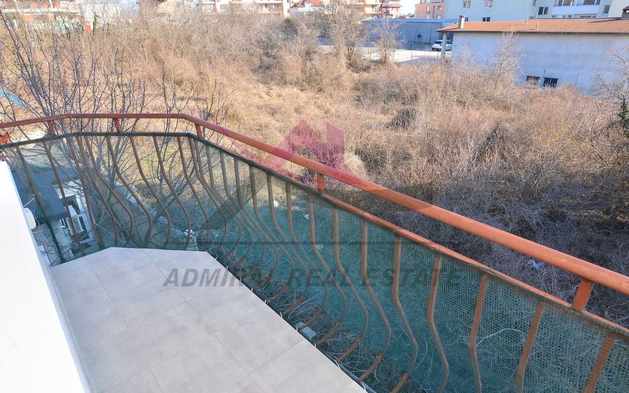 Дава се под наем Етаж от къща в Варна, Левски - 78 кв.м за 425 € - Снимка #4