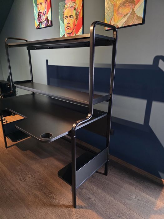 Гейминг бюро Fredde Икеа