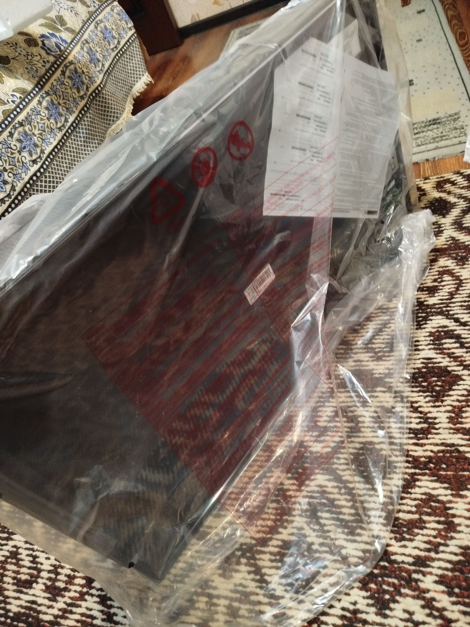 Продам новый телевизор Артель 32 дюйма