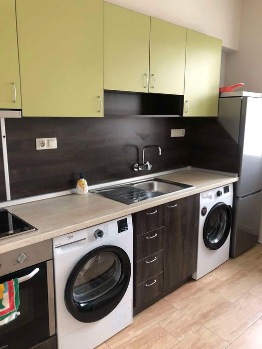 Дава се под наем Тристаен апартамент в София, Център - 85 кв.м за 800 € - Снимка #3