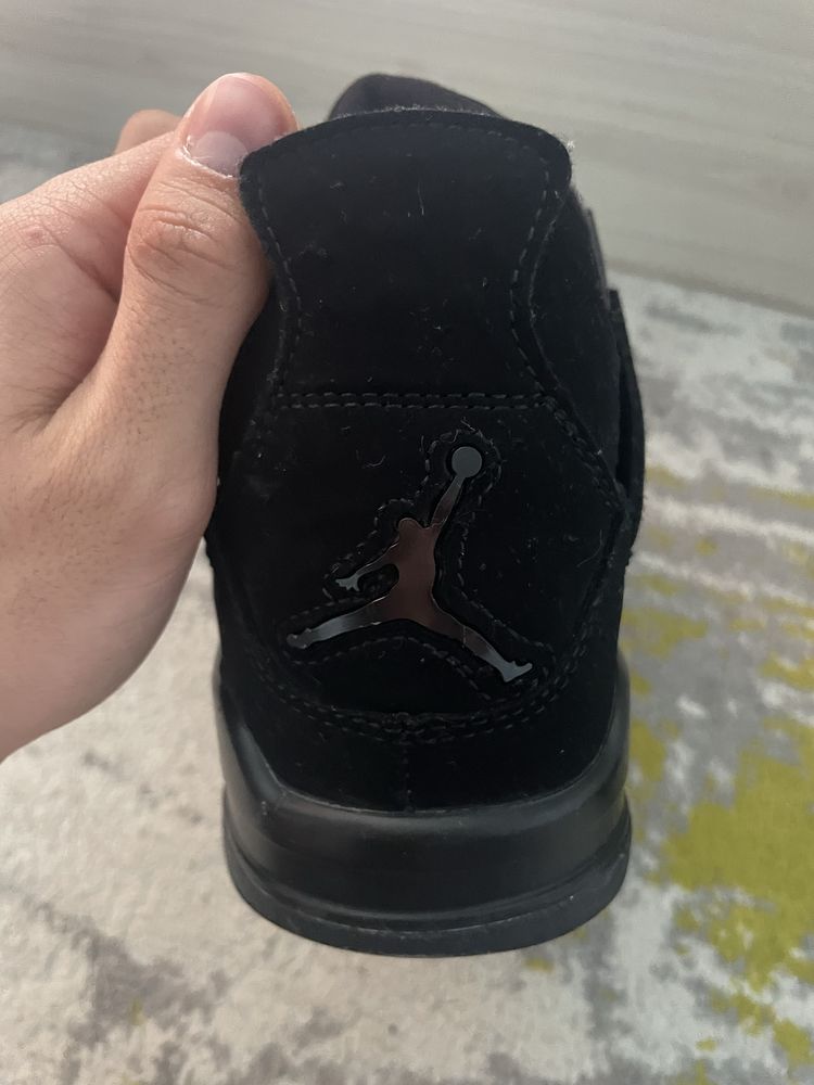 Jordan 4 Black Cat