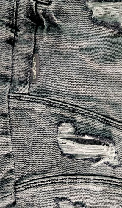 Чисто нови мъжки дънки Cropp