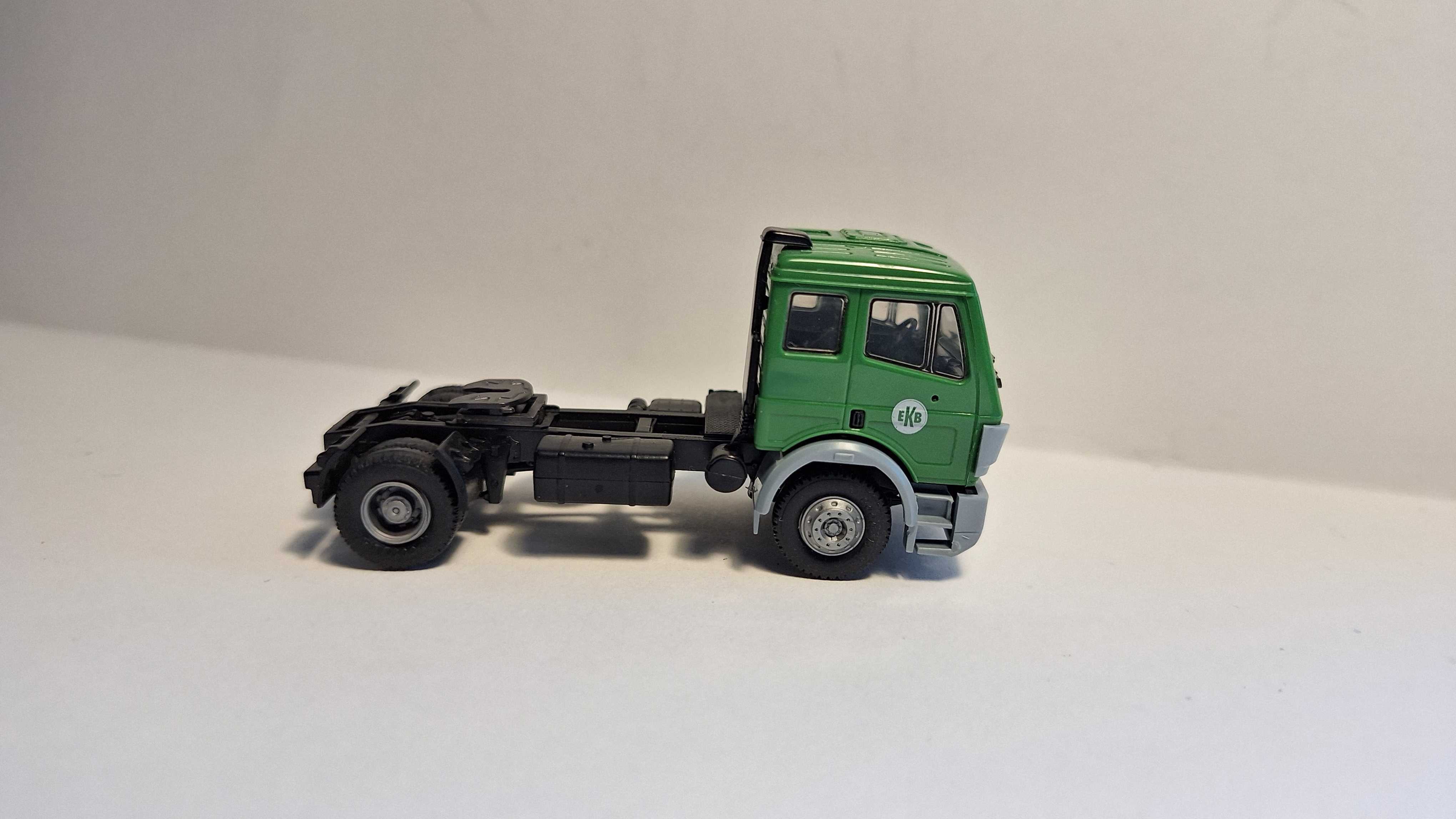 Камиончета модели в мащаб 1:87
