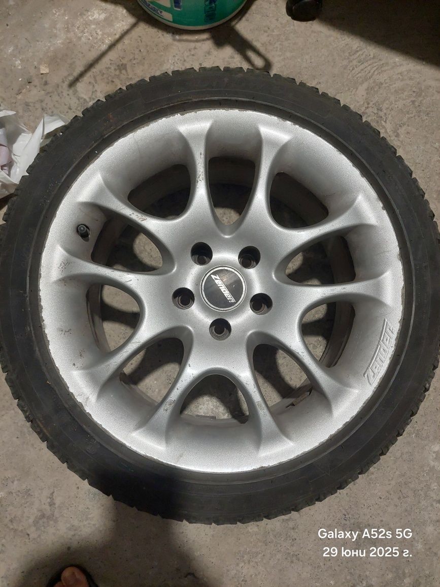 Гуми с джанти 5х112 17/45/225