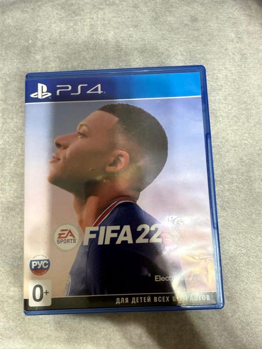 Продаю playstation 4