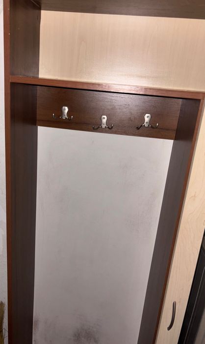 Шкаф в прихожую б/у