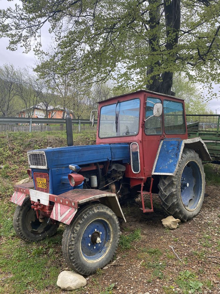 Tractor UTB 650 de vânzare