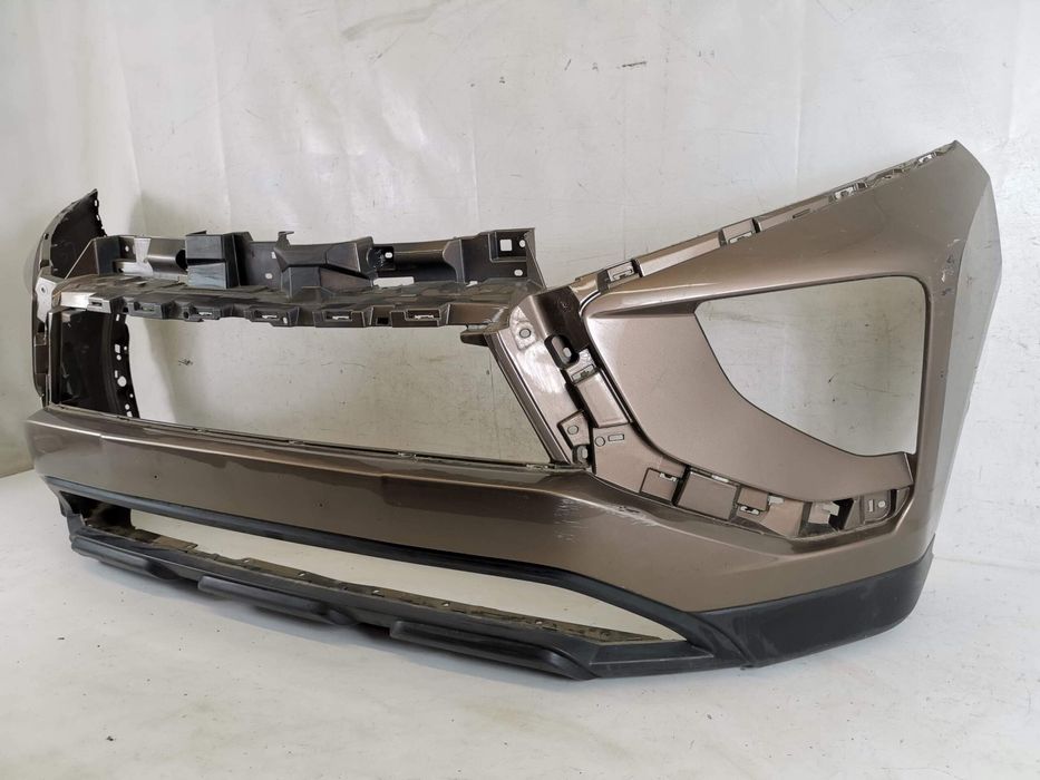 Предна броня Мицубиши Еклипс Крос / Mitsubishi Eclipse Cross Оригиналн