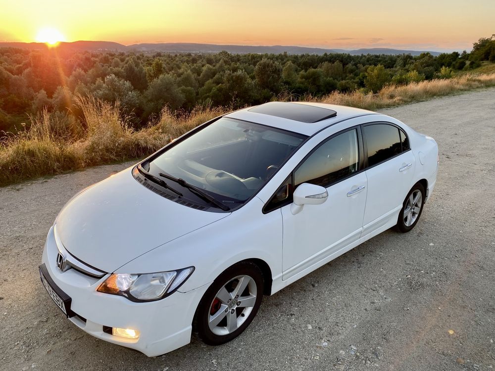 Honda Civic 1.8 i-VTEC - Automata
