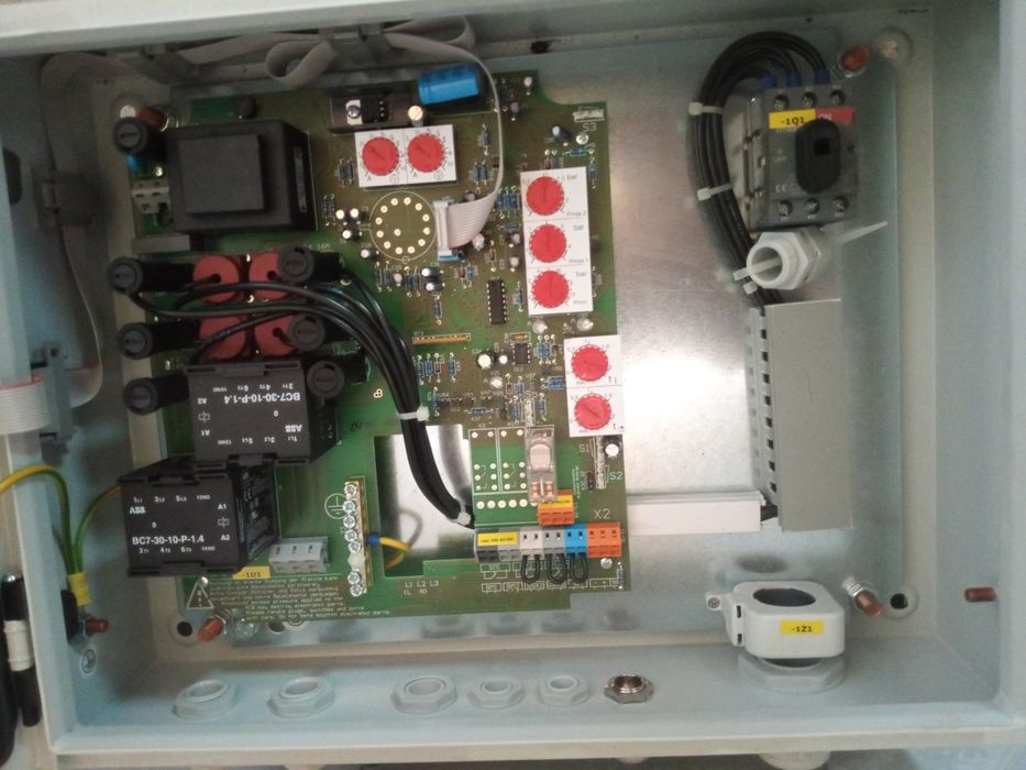 Wilo boshqaruv paneli model: W-CTRL-ER-B-2x10A-T4-DOL-WM-PKC