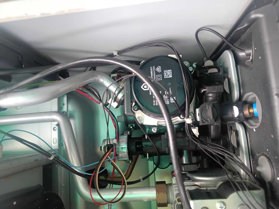 Ariston HS Premium 23kw defecta