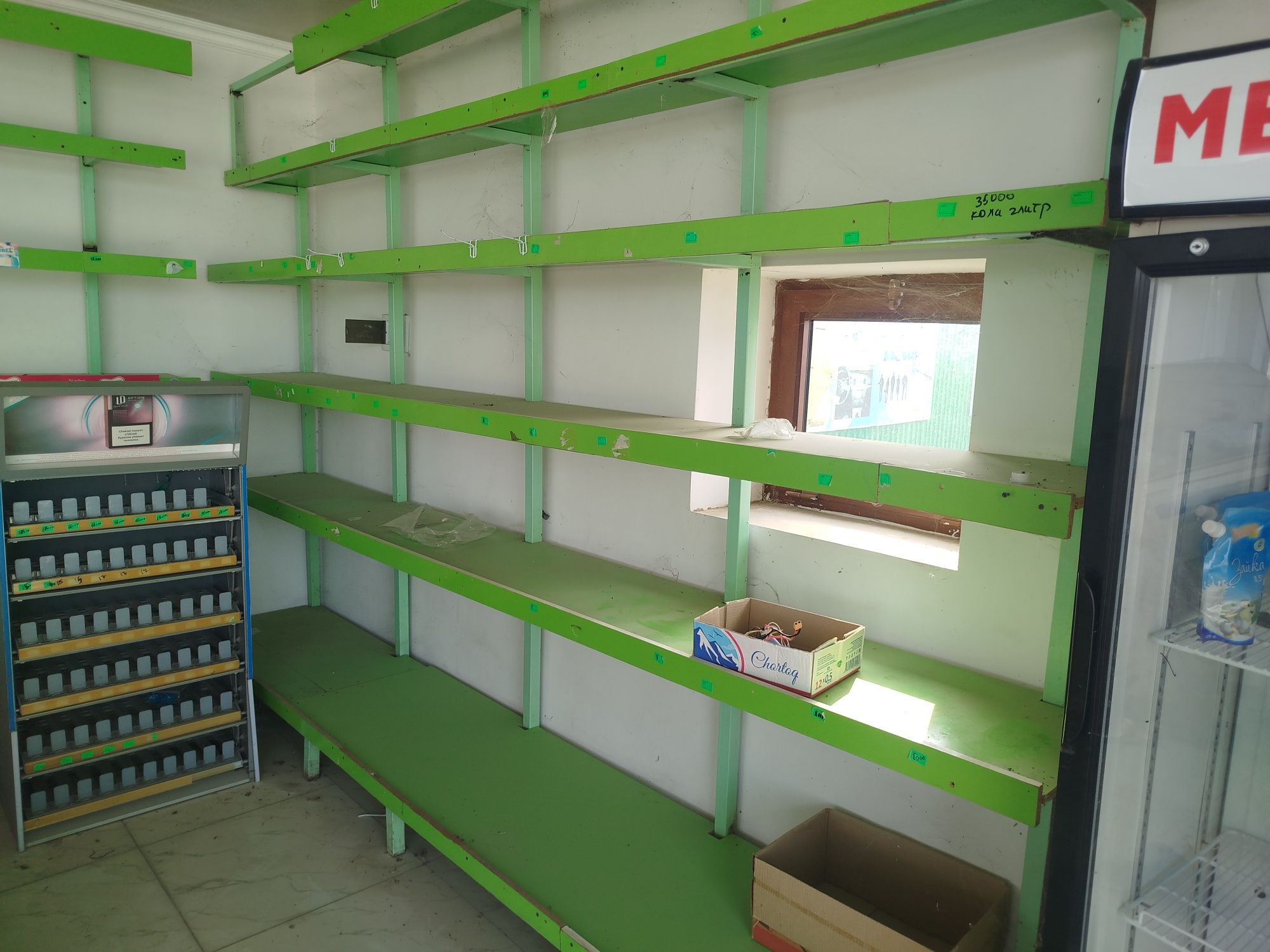Polkalar sotiladi razmerlari 3.5×2.5 va 5×2.5 metal profildan