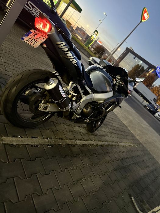 Kawasaki zx6-R Ninja