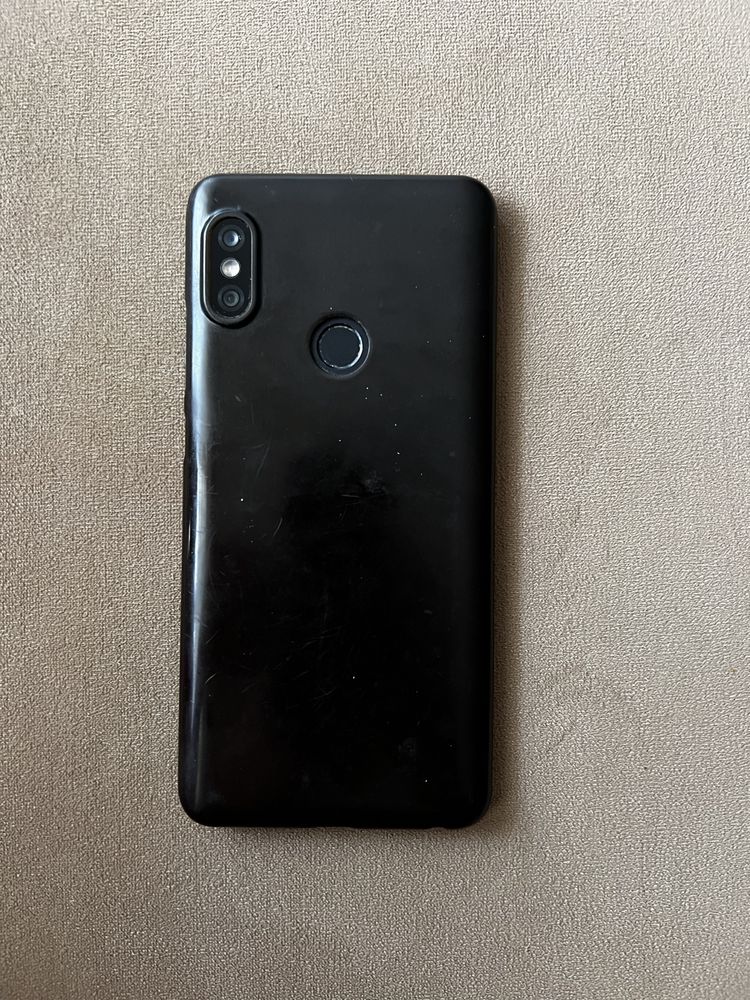 Телефон Xiaomi Redmi Note 5 Dual SIM