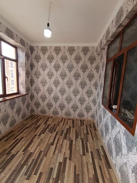 1 xona 2 xona qilingan 3 etaj kvartira sotiladi. 60m²