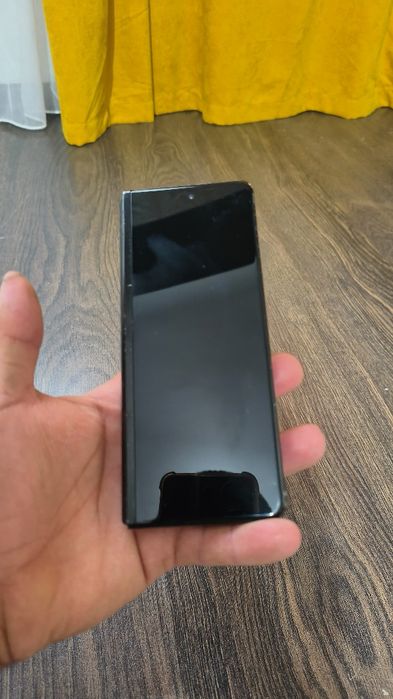 Samsung Z fold 3