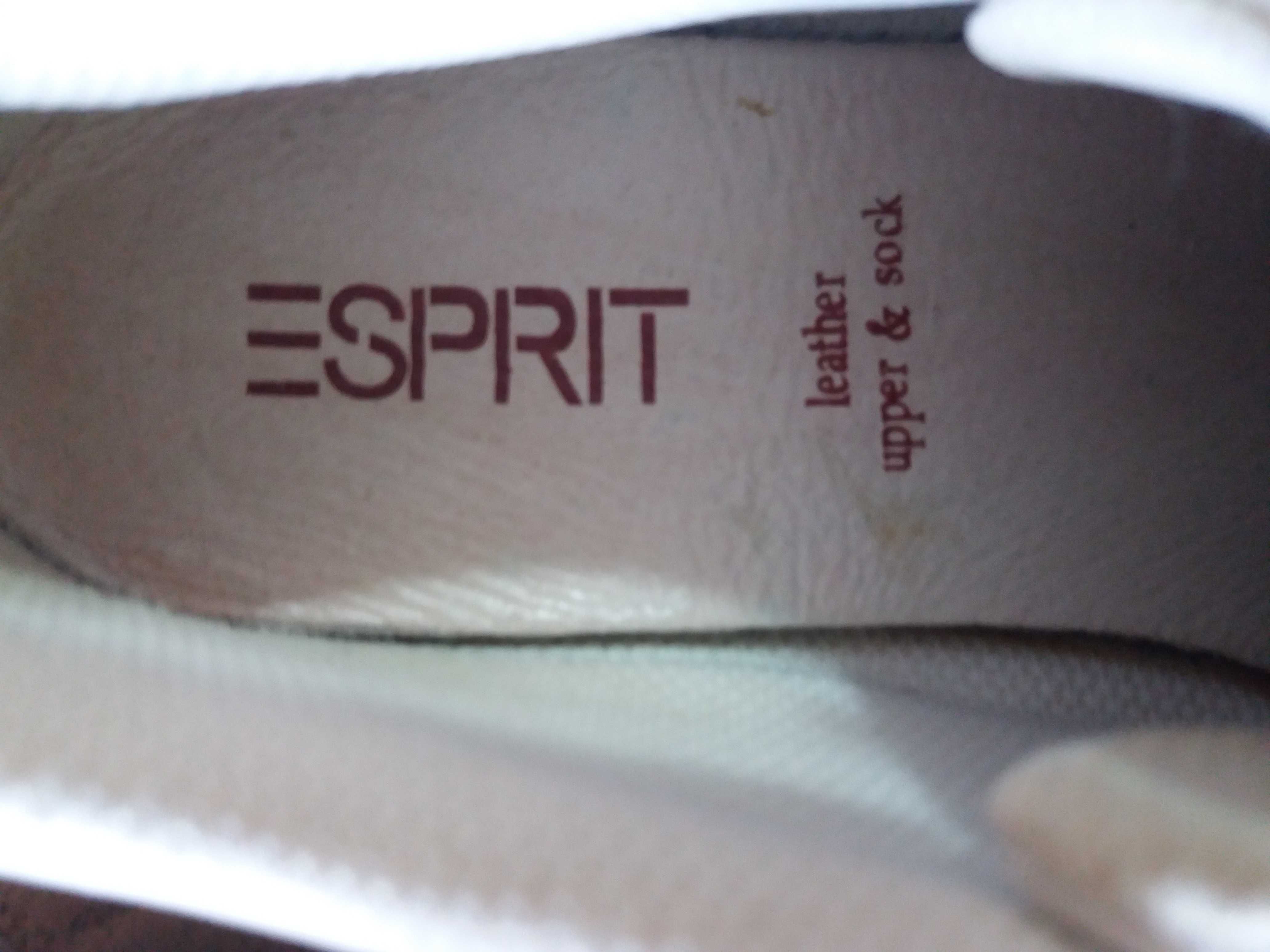 Дамски спортни обувки,,Esprit ".Естествена кожа. Перфектно състояние.