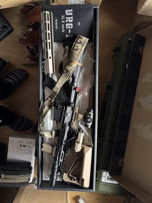 Replica airsoft CZ Scorpion Tokyo Marui Magpul Specna Vector Optics