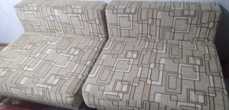 Продам небольшой диван