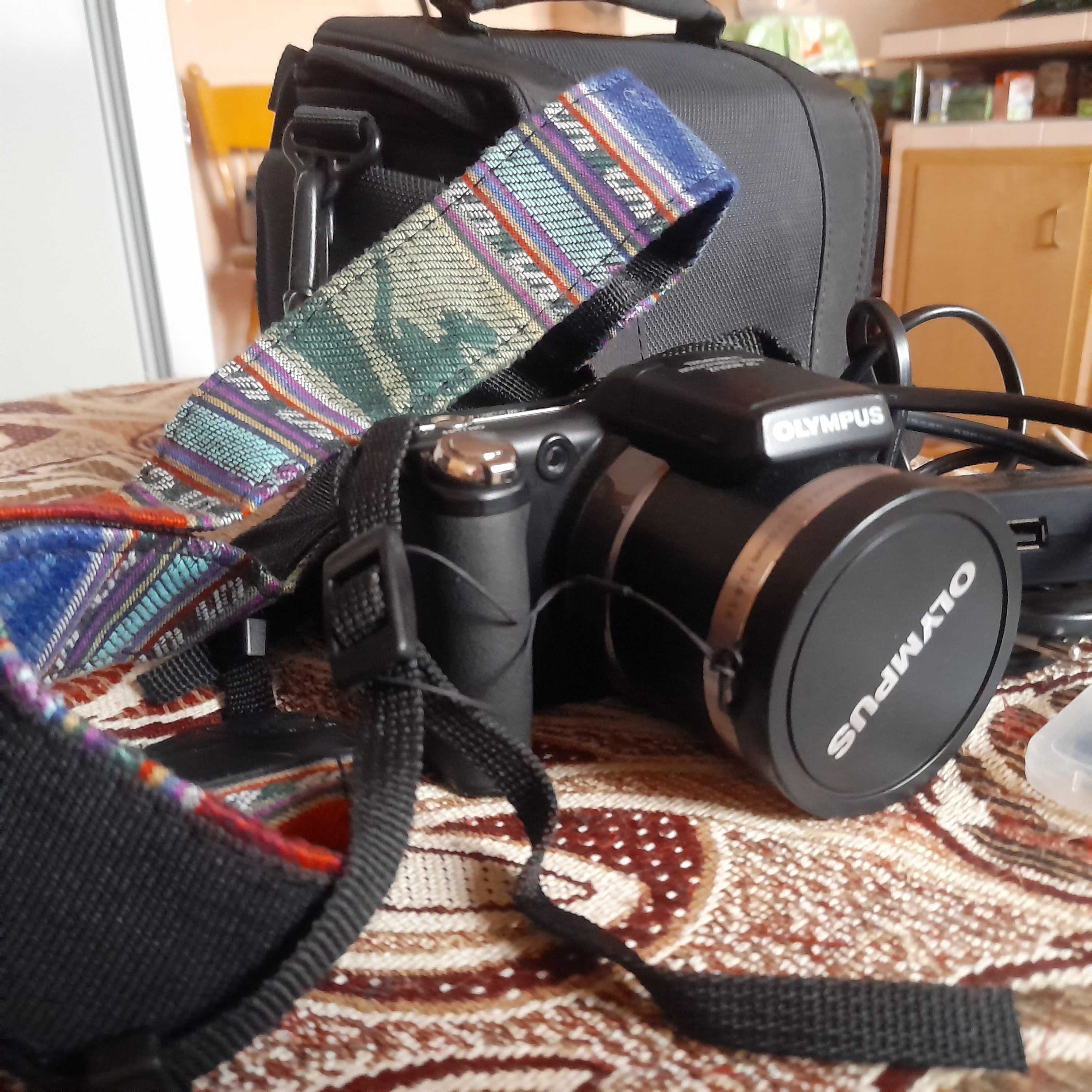 Olympus SP-800UZ