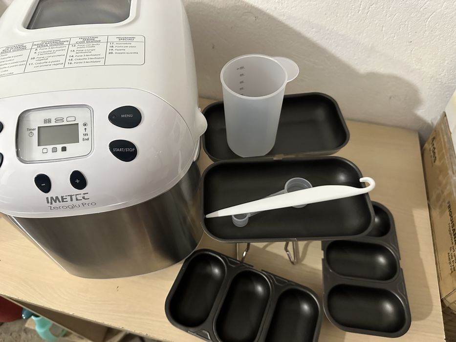 Mașina de pâine Imetec
