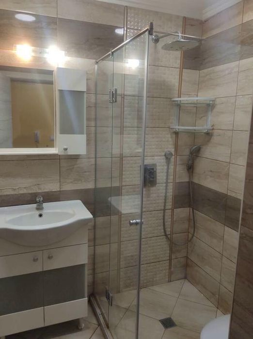 Дава се под наем Тристаен апартамент в Пловдив, Кючук Париж - 95 кв.м за 425 € - Снимка #5