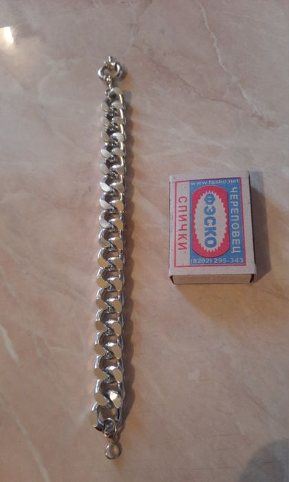 Браслет под серебро, бижутерия.