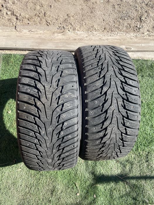 Зимние покрышки 245/40/18