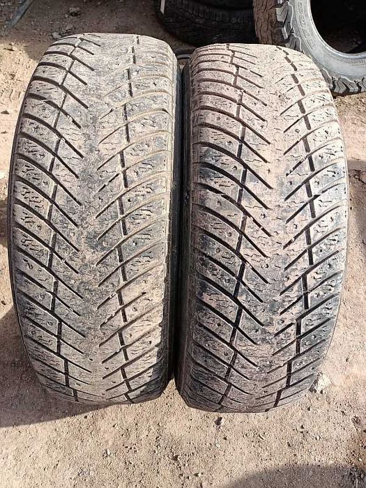 Шины 205/65 R16 - "Yokohama iceGuard iG65" (Россия), зимние.