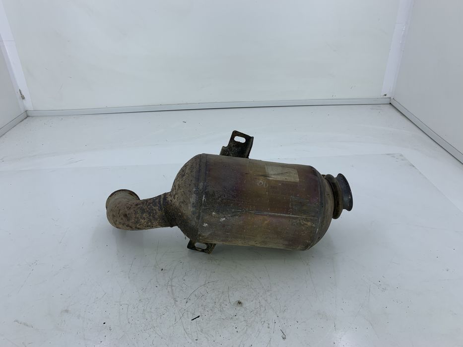 Dezmembrez Catalizator de pe Citroen C3 2002-2009