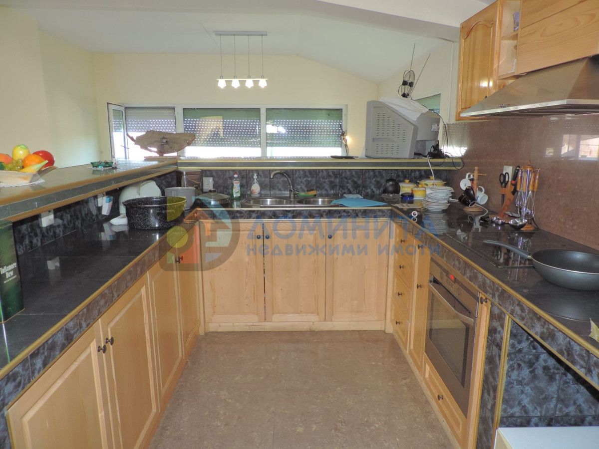 Продава се Етаж от къща в Царево - 165 кв.м за 631 €/кв.м - Снимка #3