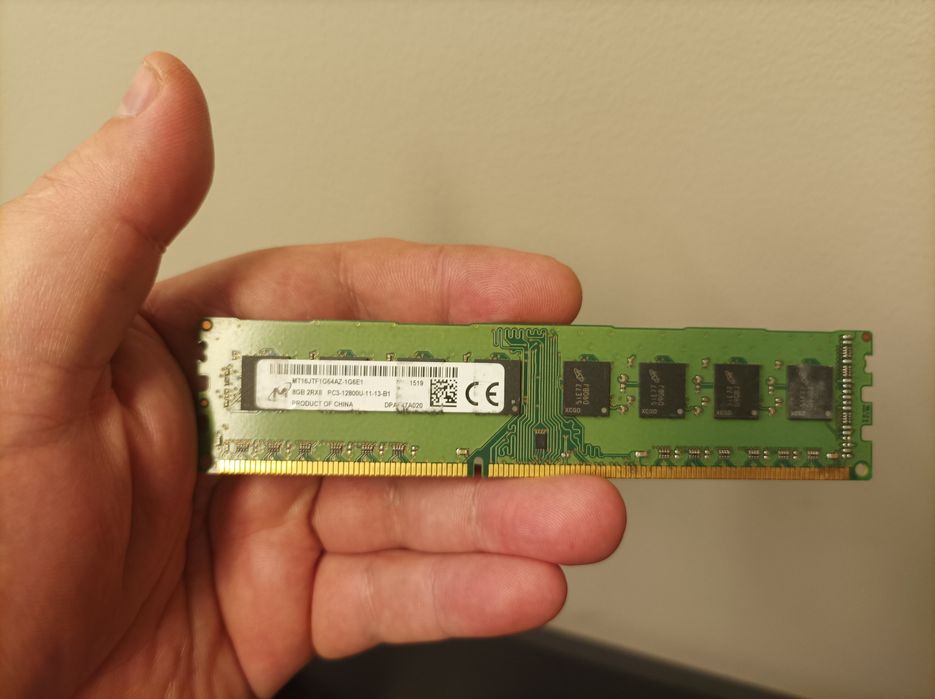 Продам озу ddr4 8-16 gb